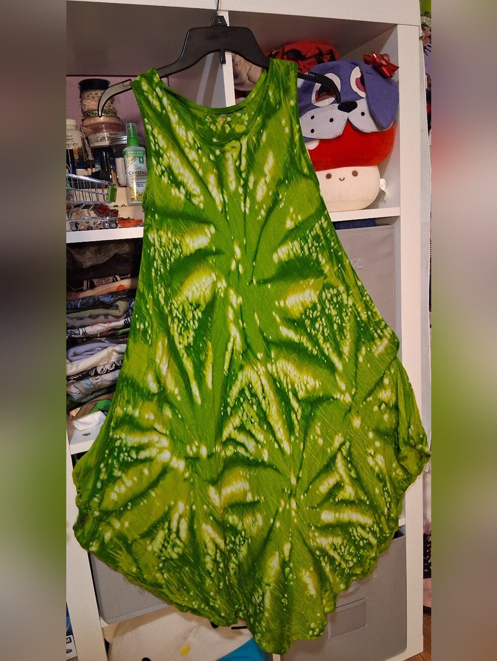 Vibrant Green Tie-Dye Maxi Dress